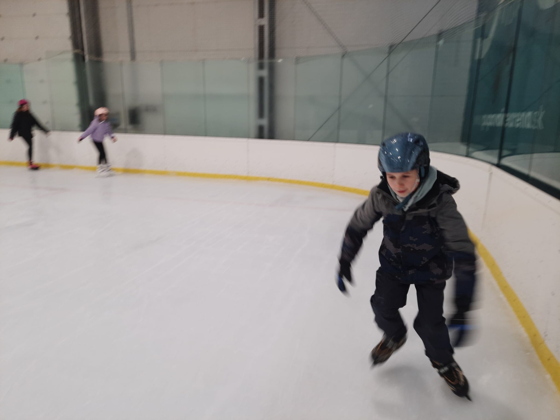 Užívame si korčuľovanie - Obrázok 2
