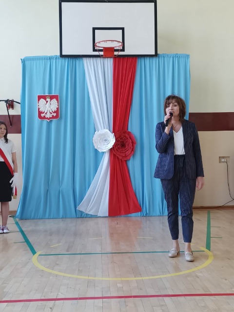 Wystąpienie dyrektor szkoły - pani Anny Sarnowskiej