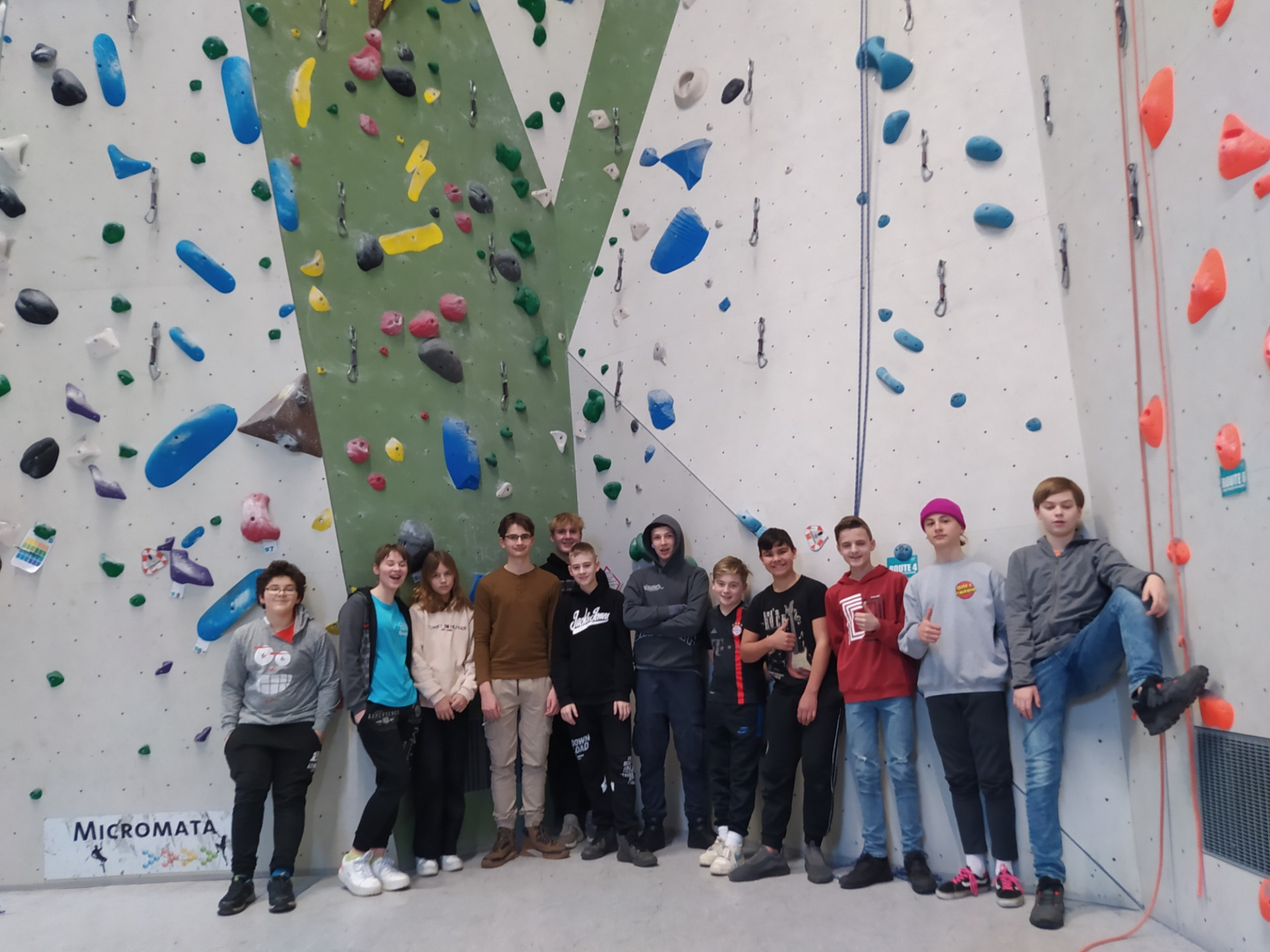 Jugend trainiert für Olympia - Kletterwettbewerb im DAV-Kletterzentrum Nordhessen - Bild 1
