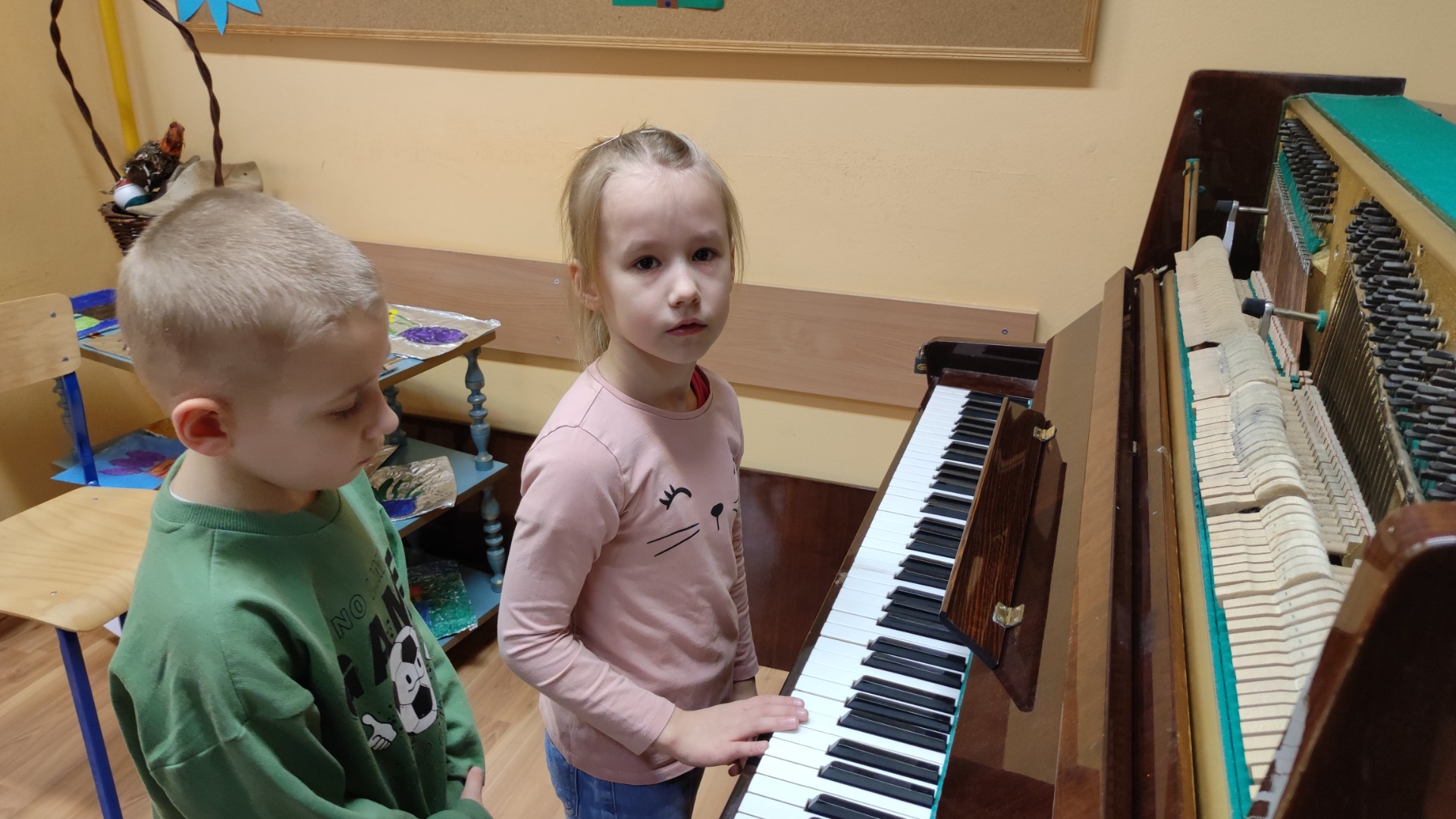 Zajęcia muzyczne w Zerówce - pianino - Obrazek 6