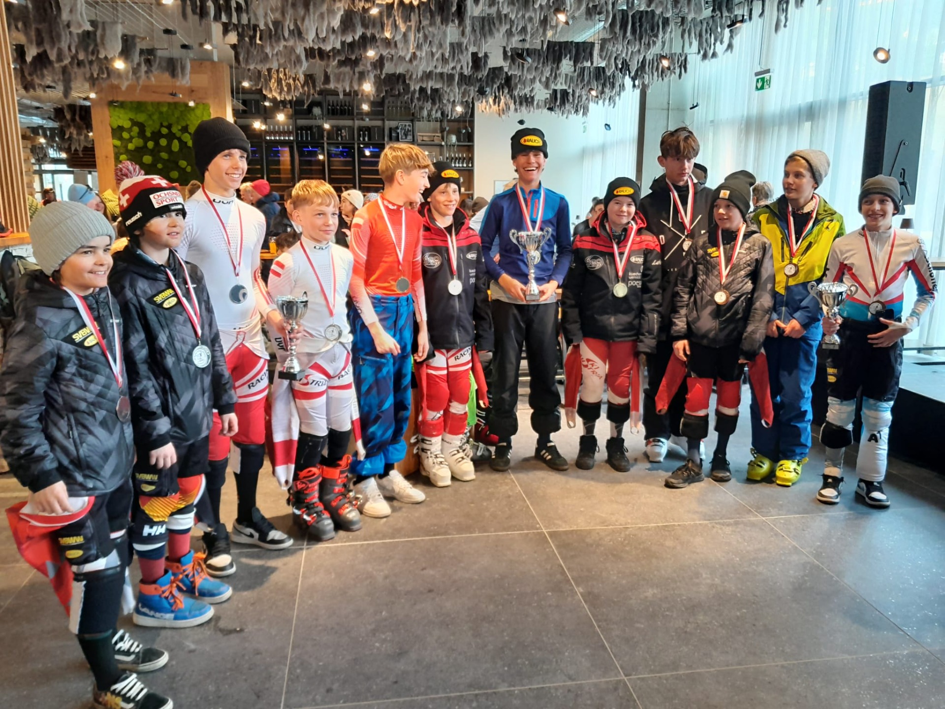 Schi- und Boardercross: Gold für Rankweil bei den Snow-X-Schulmeisterschaften 2024 - Bild 1