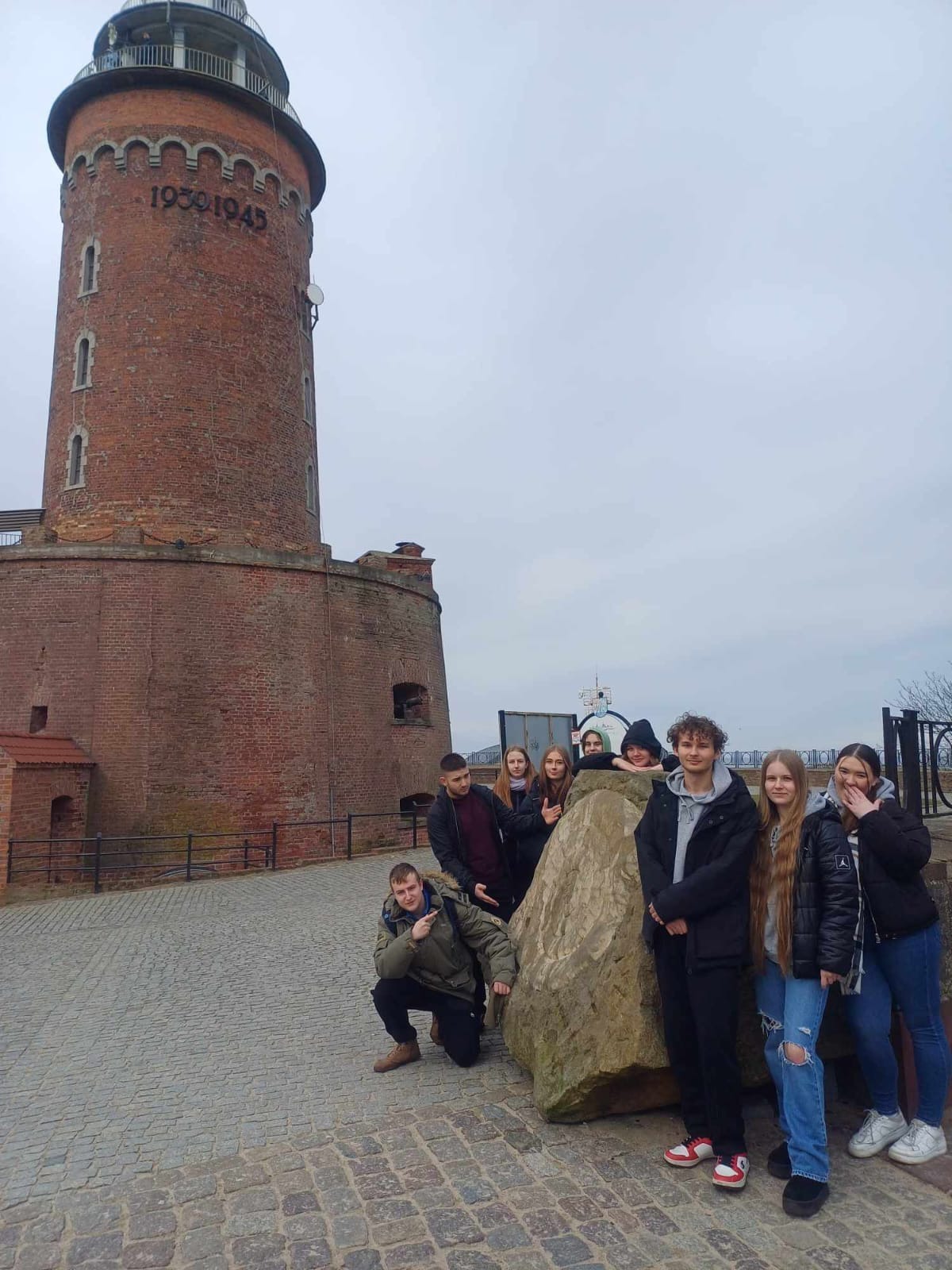 Uczniowie 4 TOT na wycieczce w Kołobrzegu - Obrazek 3
