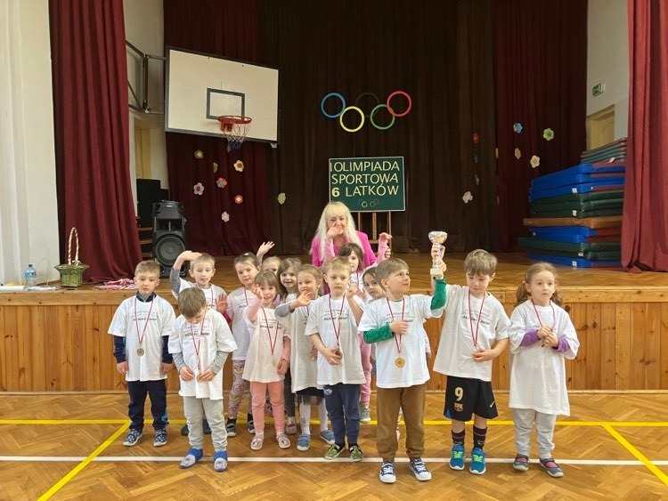Olimpiada Sportowa 6-latków w naszej szkole :) - Obrazek 5