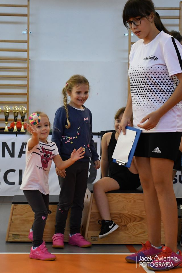 Turniej badmintona o puchar Burmistrza Sulęcina: "Łączymy pokolenia" - Obrazek 3