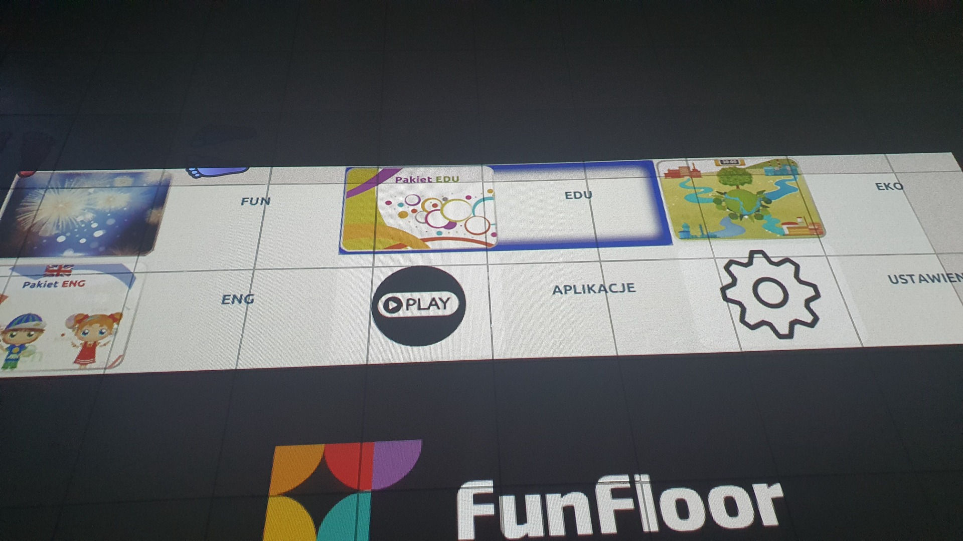 Taka niespodzianka! Nową interaktywną podłogę FunFloor Dzieci mają także na piętrze! ❤🤸‍♀️⚽️🤸‍♂️❤ - Obrazek 6