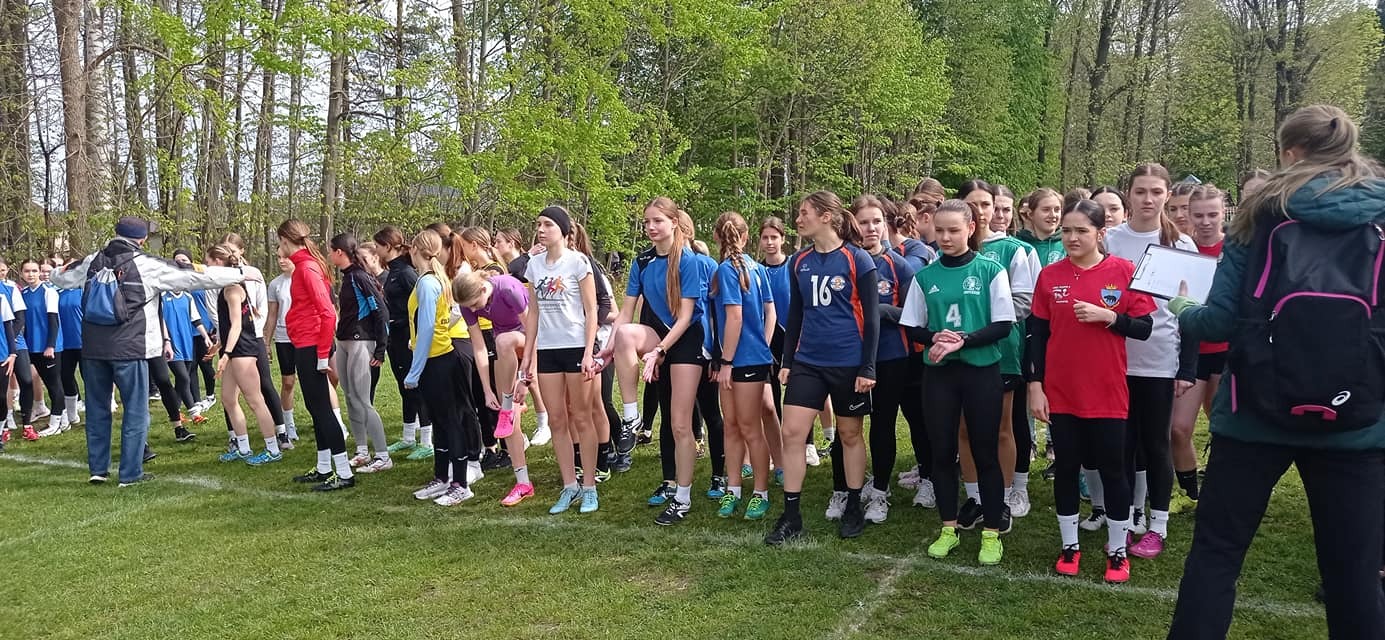 8 miejsce w Finale Wojewódzkim Licealiady w biegach indywidualno-drużynowych dziewcząt - Obrazek 4
